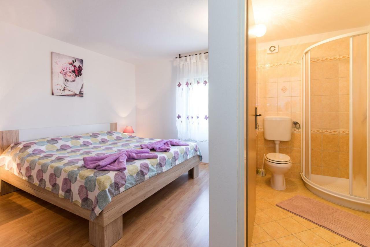 Apartment Adrijana فربنيك المظهر الخارجي الصورة